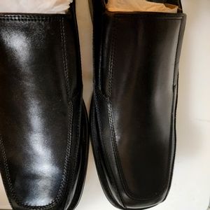 Men's size 14 drsss shoe